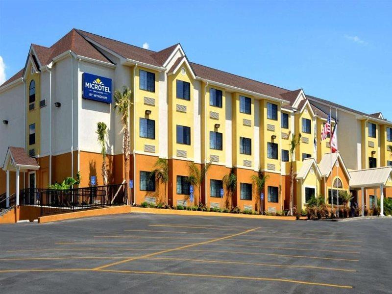 Microtel Inn & Suites By Wyndham New Braunfels I-35 Екстер'єр фото